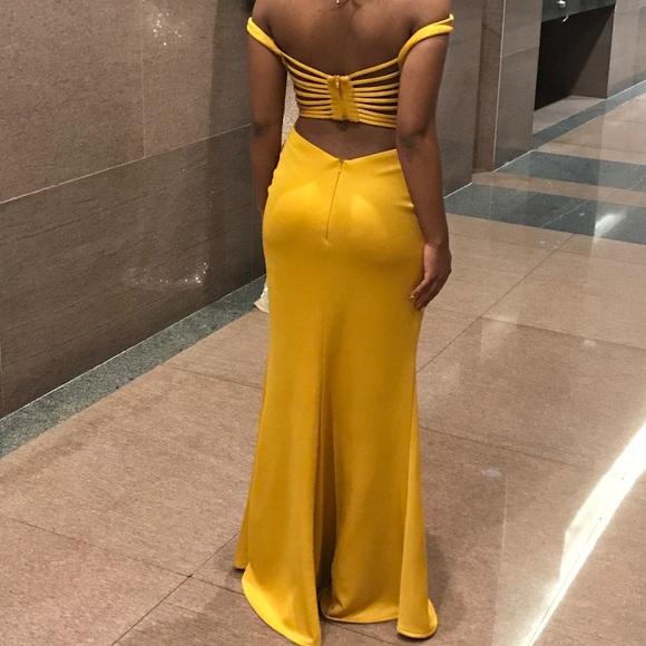 petite yellow prom dress size 2 - Picture 2 of 3